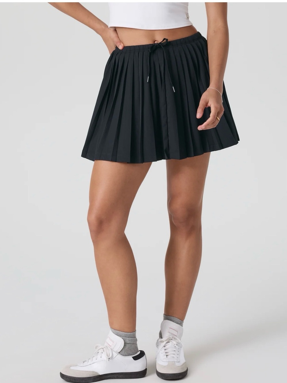 Clementine Pleated Skirt 15" size Medium